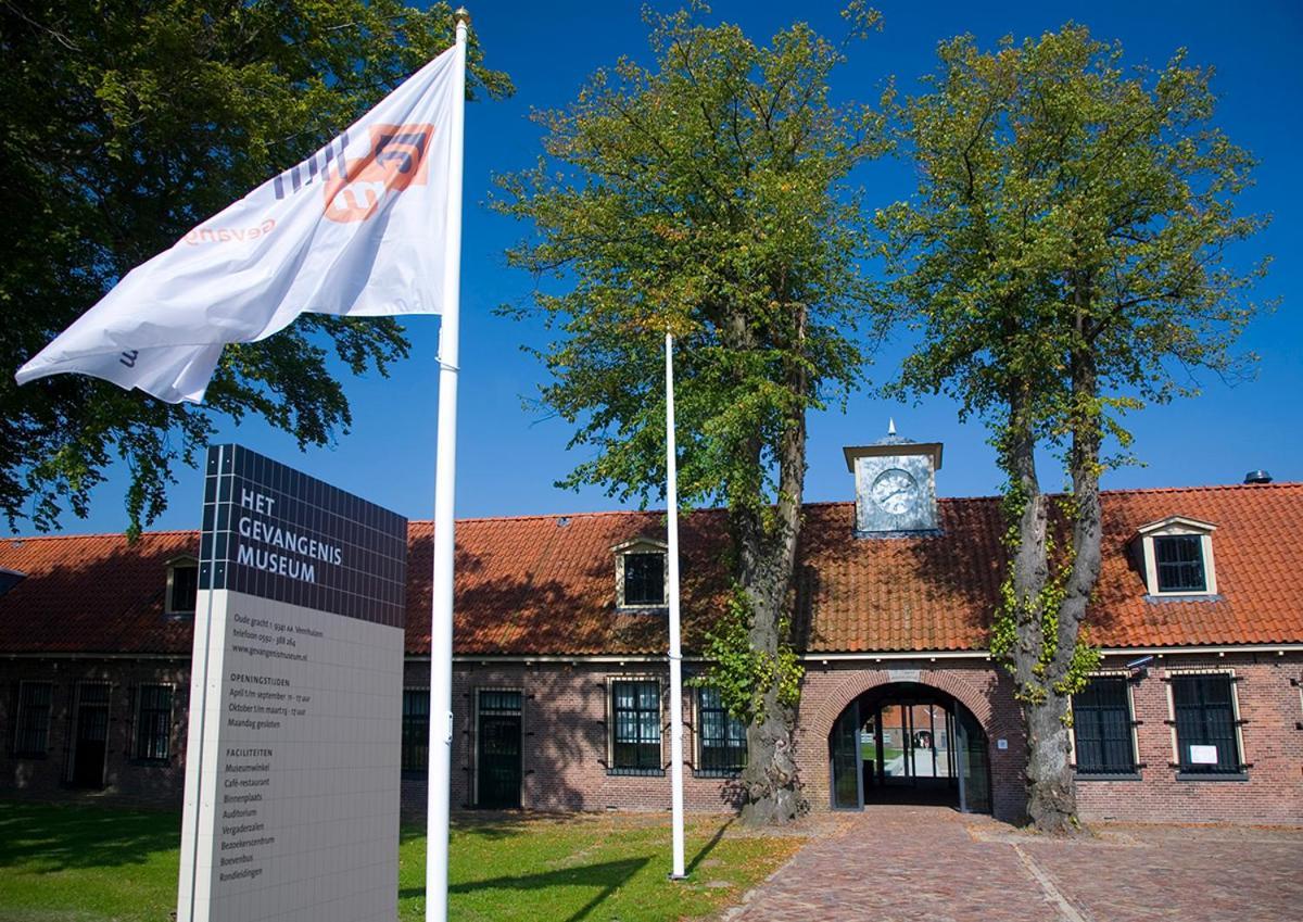 De Riekhoff Villa Een-West Bagian luar foto