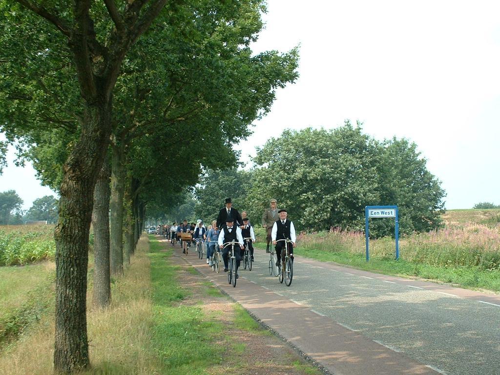 De Riekhoff Villa Een-West Bagian luar foto