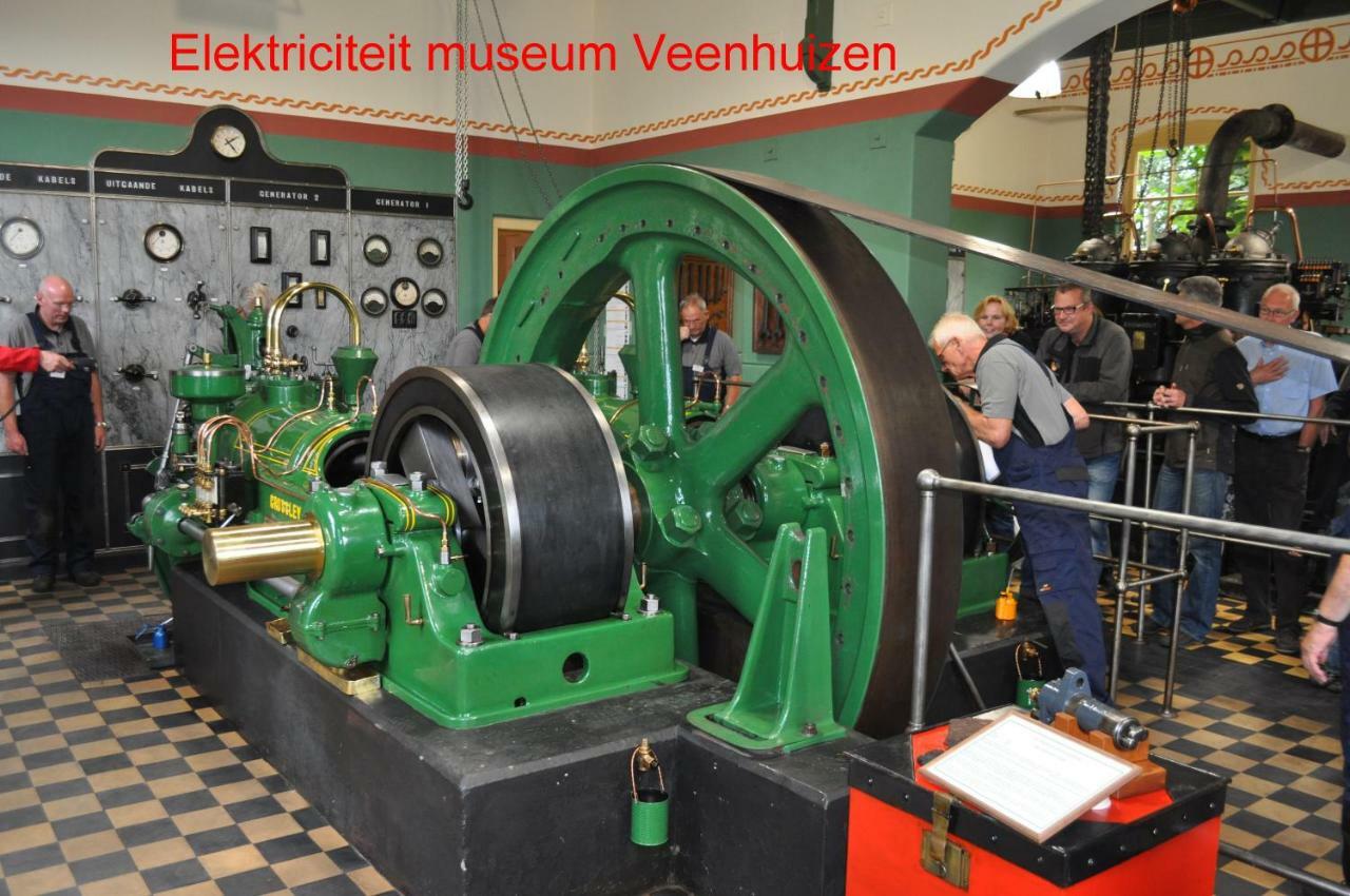 De Riekhoff Villa Een-West Bagian luar foto