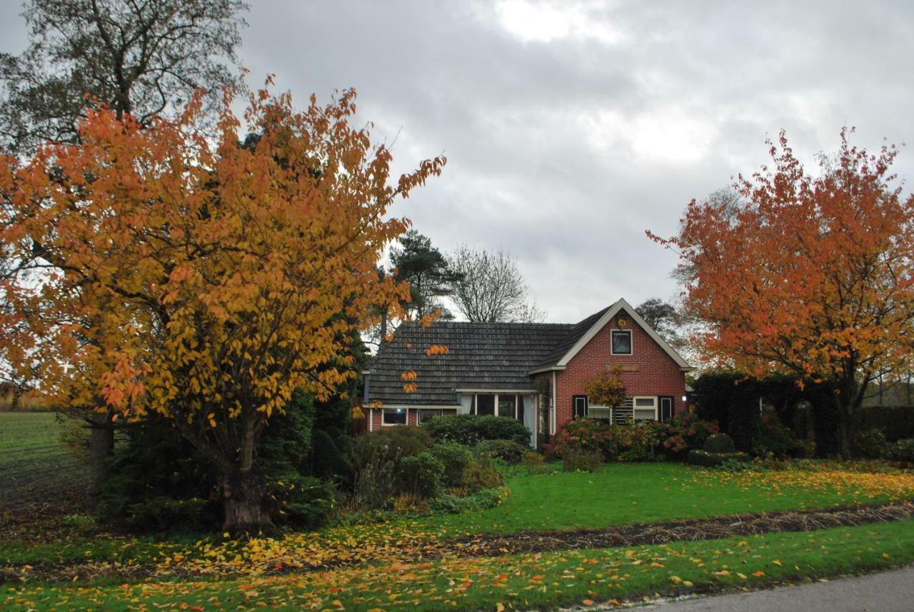 De Riekhoff Villa Een-West Bagian luar foto