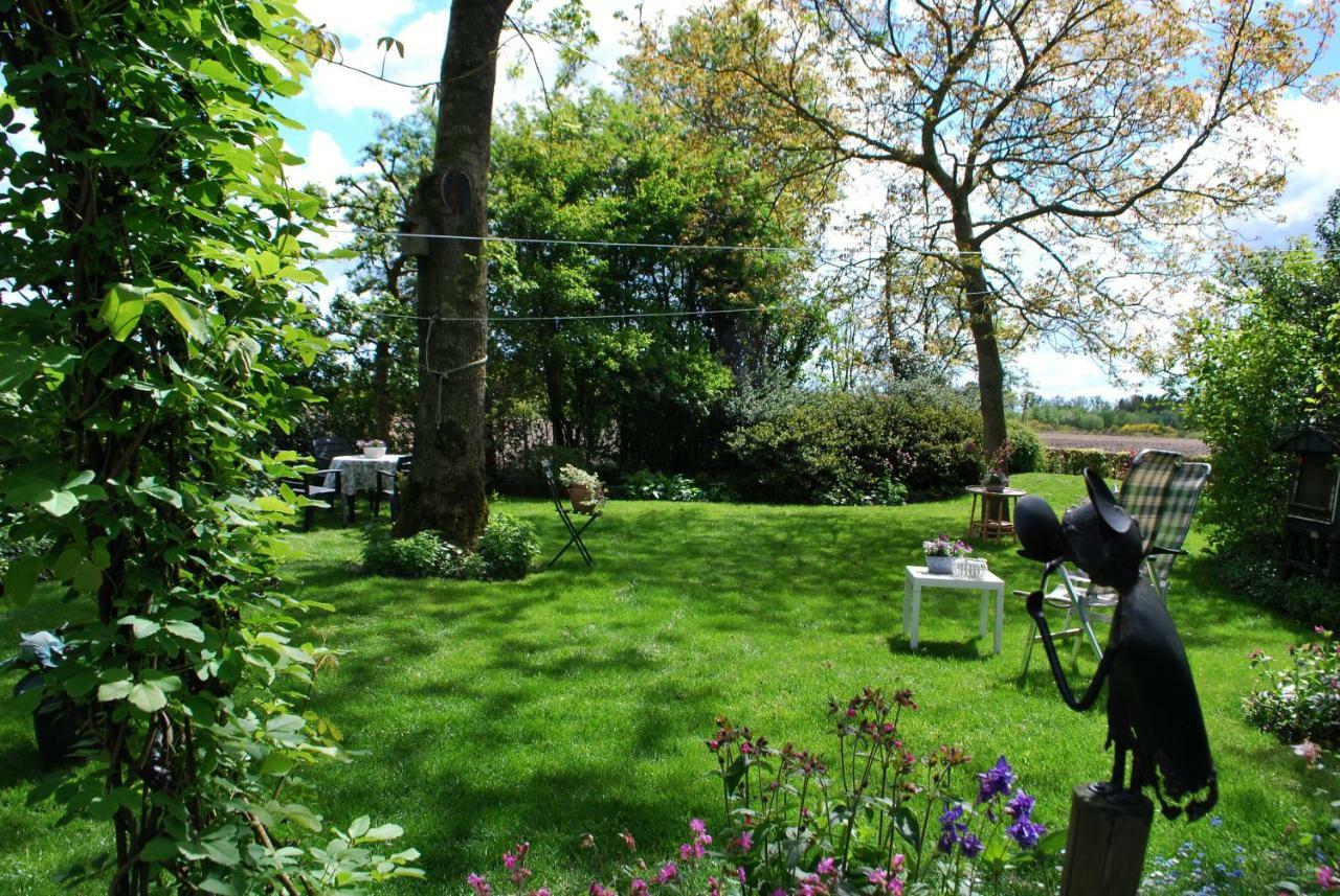 De Riekhoff Villa Een-West Bagian luar foto