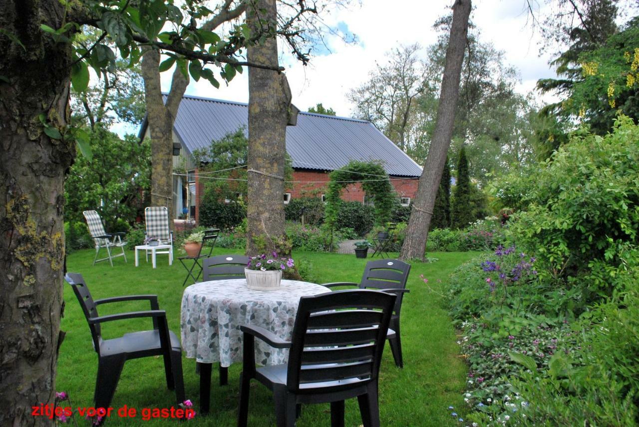 De Riekhoff Villa Een-West Bagian luar foto